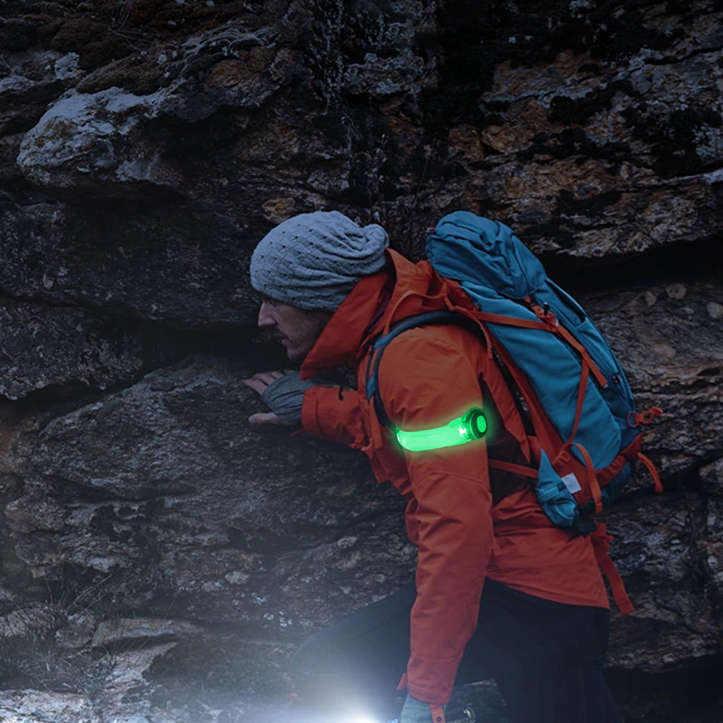 LEHOZIHEQ LED Armband, Running Lights for Runners, Running Lights, High Visibility Reflective Running Gear Adjustable Light Up Arm Bands for Men Women Kids