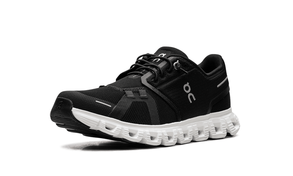 ON RUNNING WOMENS Cloud 6 Womens "Black White" 3WF10060299 3WF10060299 from Stadium Goods