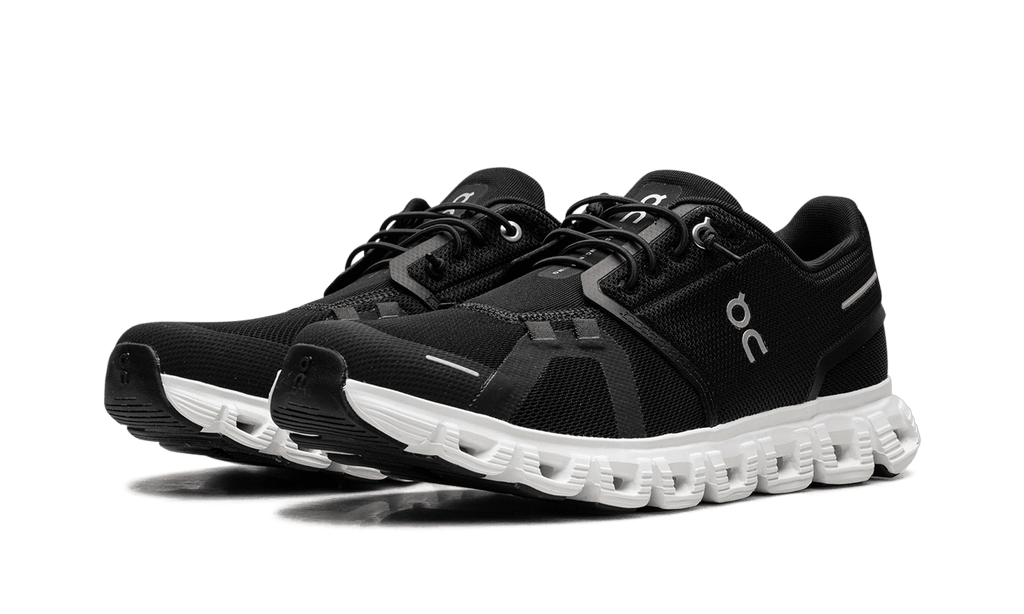 ON RUNNING WOMENS Cloud 6 Womens "Black White" 3WF10060299 3WF10060299 from Stadium Goods