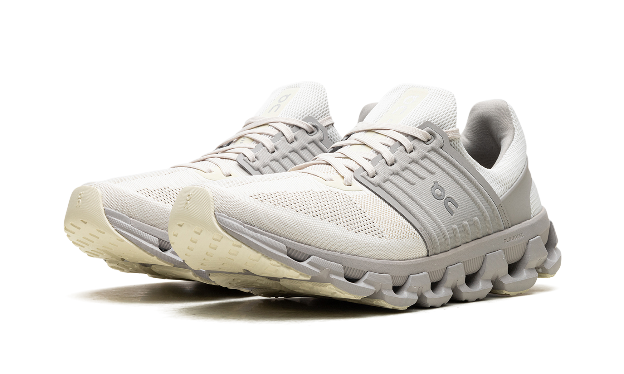 On MENS Cloudswift 3 "Glacier" 3MD10240608 from Stadium Goods